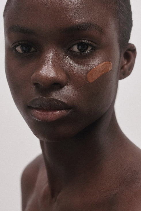 TINTED GLOW SERUM WITH EXOSOMES DEEP
